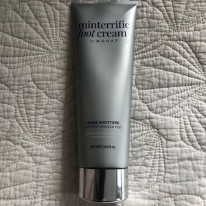 Monat Minterrific foot cream